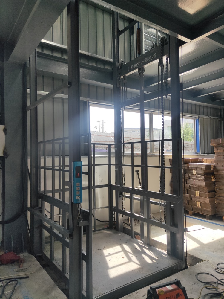 車(chē)間廠房升降貨梯